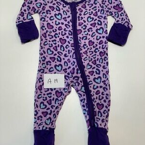 Little Sleepies wild hearts zippy